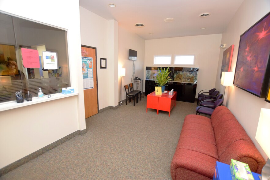 More Photos Of 3380 Beecher Rd, Flint Medical For Lease