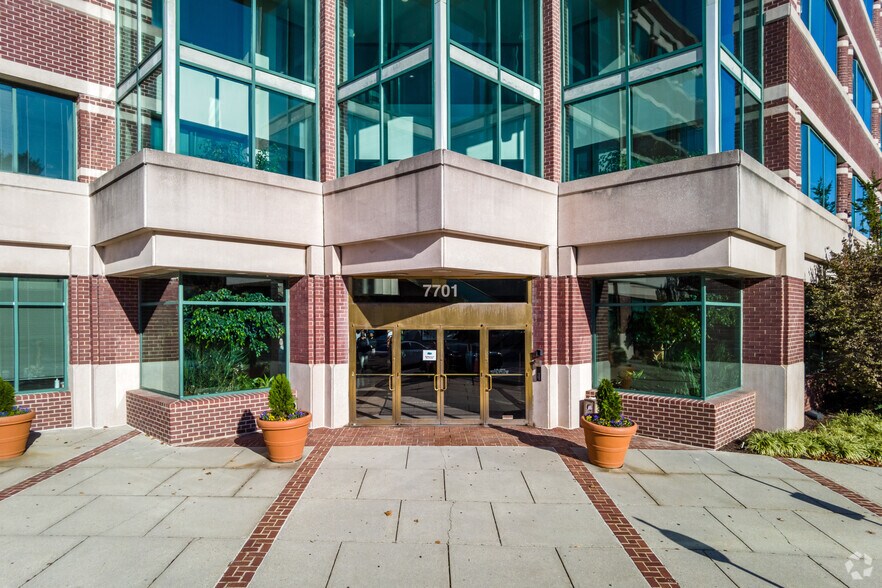 More Photos Of 7701 Greenbelt Rd, Greenbelt Office For Sale