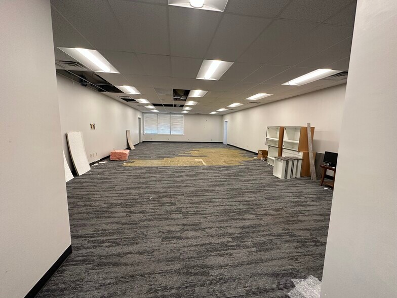 More Photos Of 913-919 S Union St, Mishawaka Freestanding For Sale