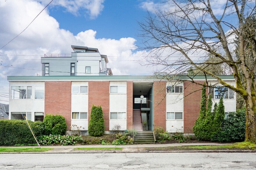 More Photos Of 1505 E Galer St, Seattle Apartments For Sale