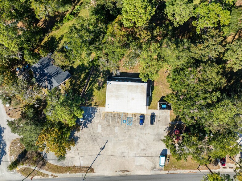More Photos Of 1810 Ribaut Rd, Port Royal Convenience Store For Sale