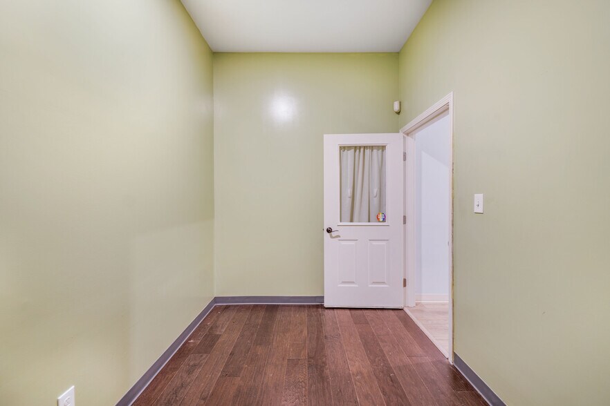More Photos Of 364 Weaverville Rd, Asheville Medical For Sale
