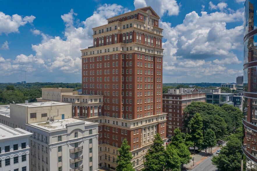 More Photos Of 1355 Peachtree St NE, Atlanta Office For Lease
