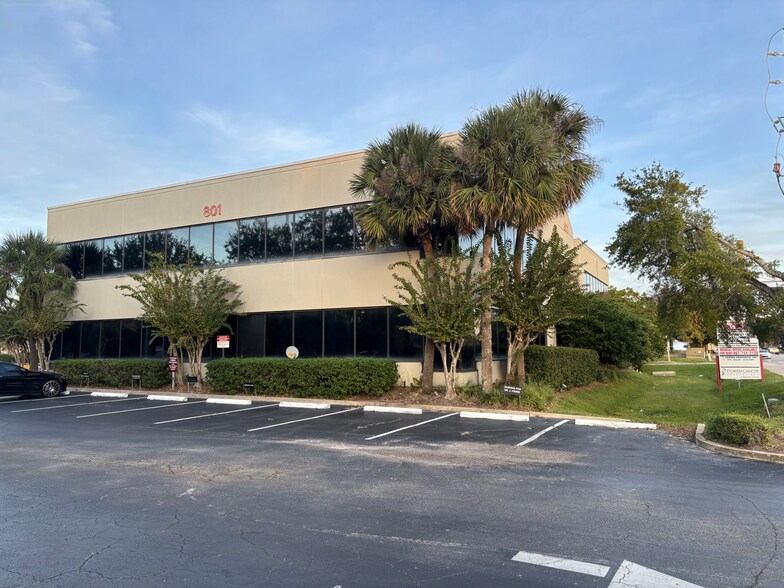 More Photos Of 801 W Oak St, Kissimmee Medical For Lease