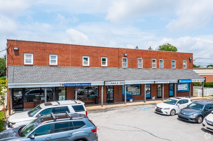More Photos Of 2-12 Saint Albans Ave, Newtown Square Freestanding For Lease