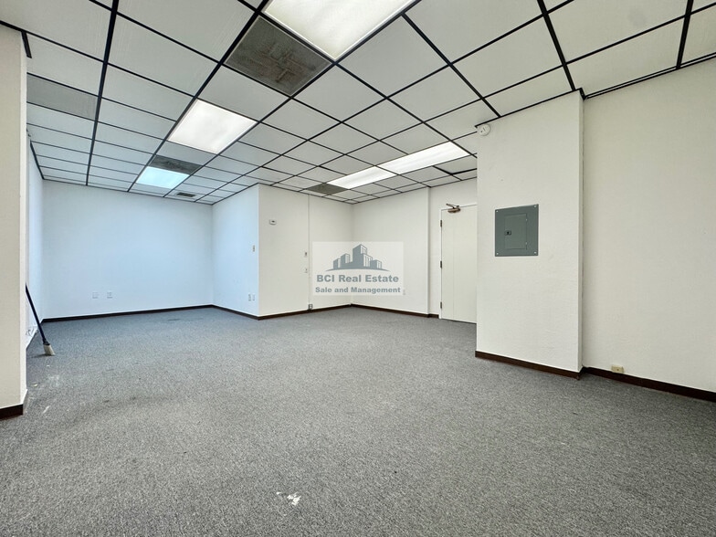 More Photos Of 2340-2380 Irving St, San Francisco Medical For Lease