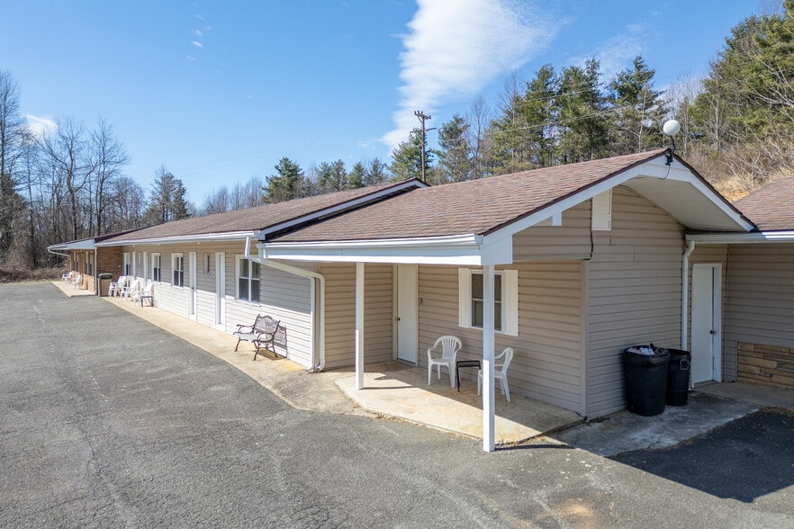 More Photos Of 2295 Jeb Stuart Hwy, Meadows Of Dan Hotel For Sale