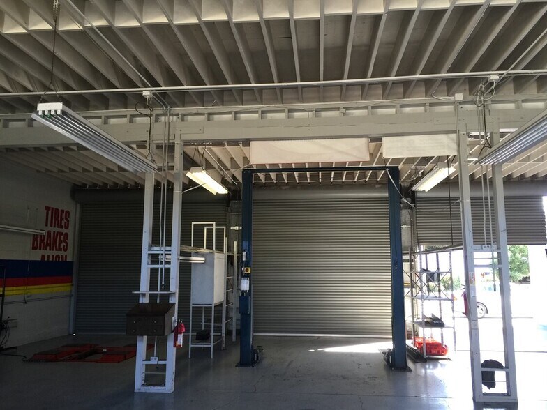 More Photos Of 1060 Old County Rd, Belmont Service For Lease