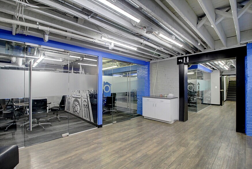 More Photos Of 2401 15th St, Denver Office For Lease
