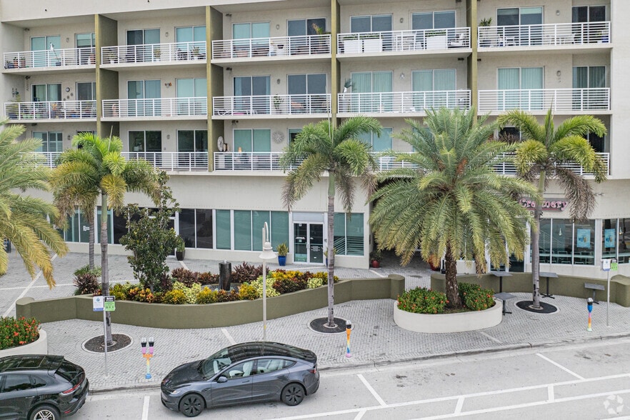 More Photos Of 2301 Wilton Dr, Wilton Manors Apartments For Sale