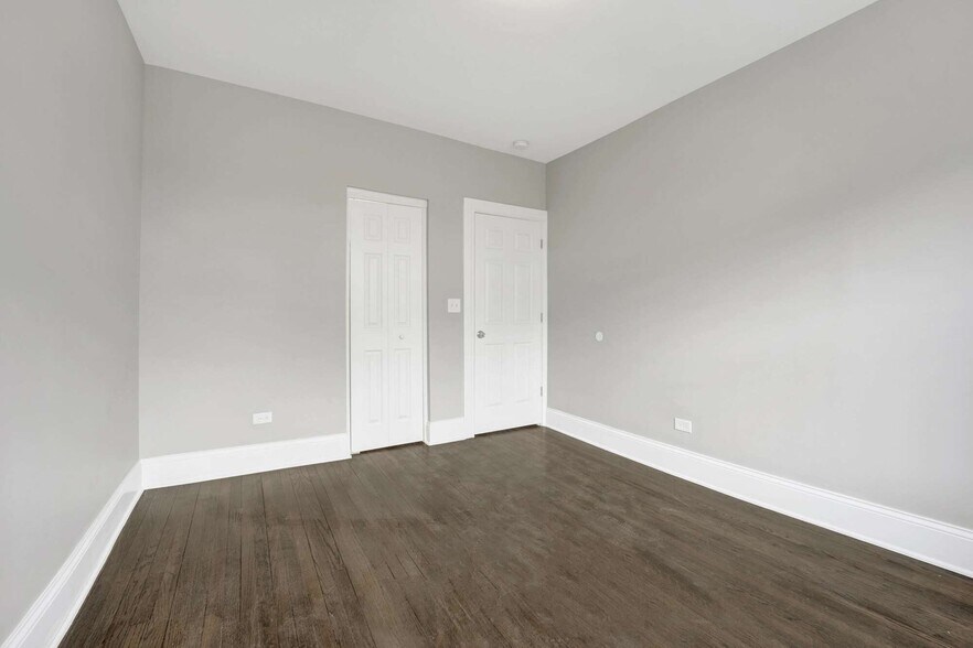 More Photos Of 6700 S Constance Ave, Chicago Apartments For Sale