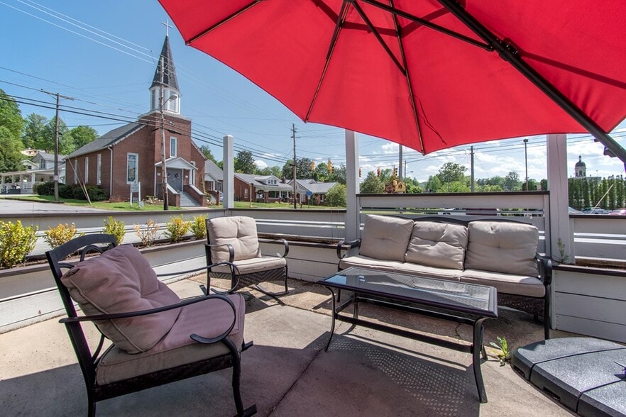 More Photos Of 269 Valley River Ave, Murphy General Retail For Sale
