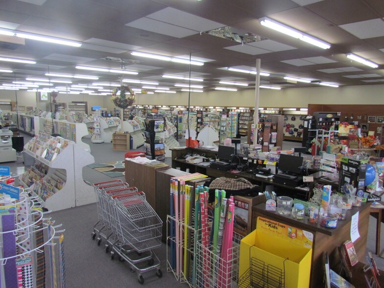 More Photos Of 419-421 SW C Ave, Lawton General Retail For Lease