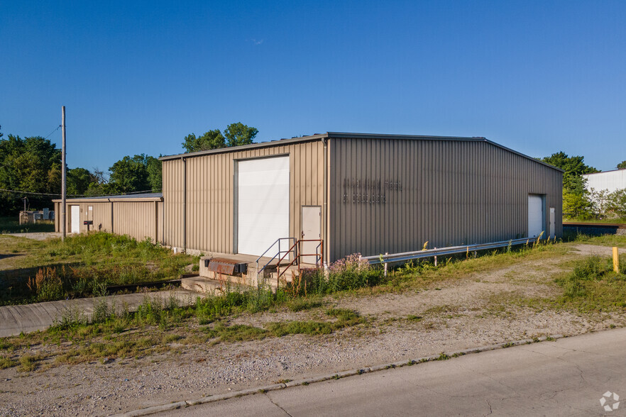 Primary Photo Of 431 E North St, Fostoria Warehouse For Lease