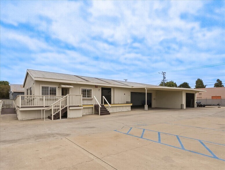More Photos Of 414 N O St, Lompoc Warehouse For Sale