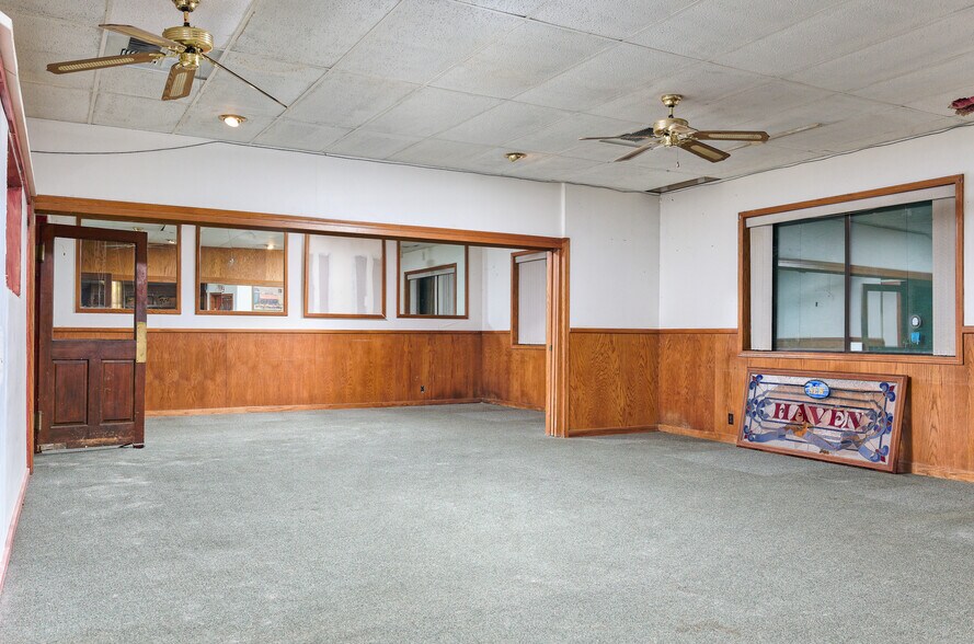 More Photos Of 6022 Pony Express Trl, Pollock Pines Freestanding For Sale