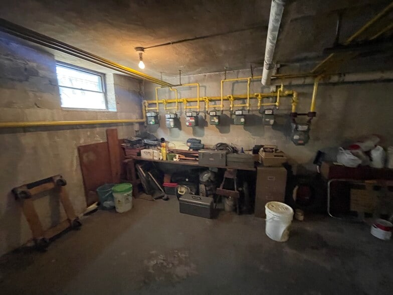 More Photos Of 4115 49th St, Sunnyside Apartments For Sale