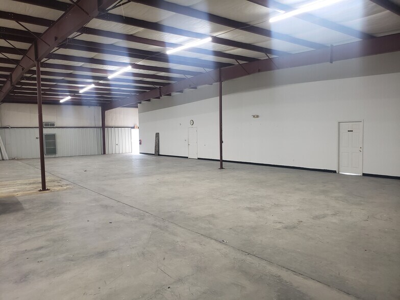 More Photos Of 133 Old Forreston Rd., Greeleyville Light Manufacturing For Sale