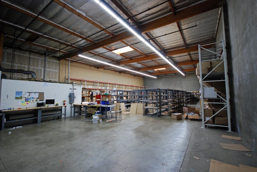 More Photos Of 1771-1837 E 46th St, Los Angeles Warehouse For Lease