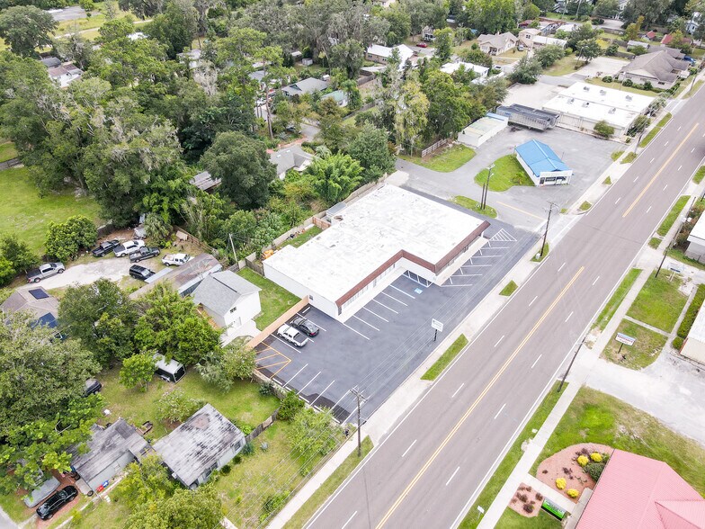 More Photos Of 2803 NW 6th St, Gainesville Freestanding For Lease