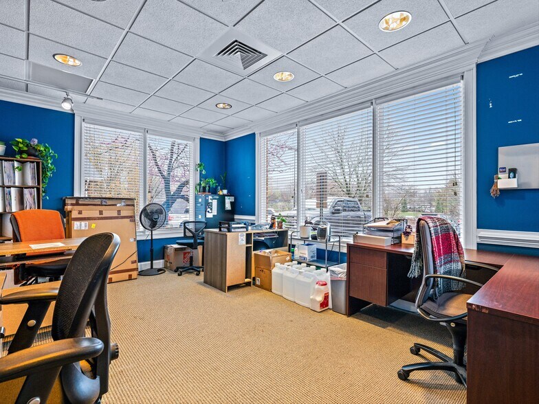 More Photos Of 77 Central Ave, Asheville Office For Sale