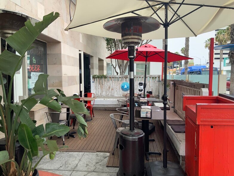 More Photos Of 530 Wilshire Blvd, Santa Monica Office For Lease