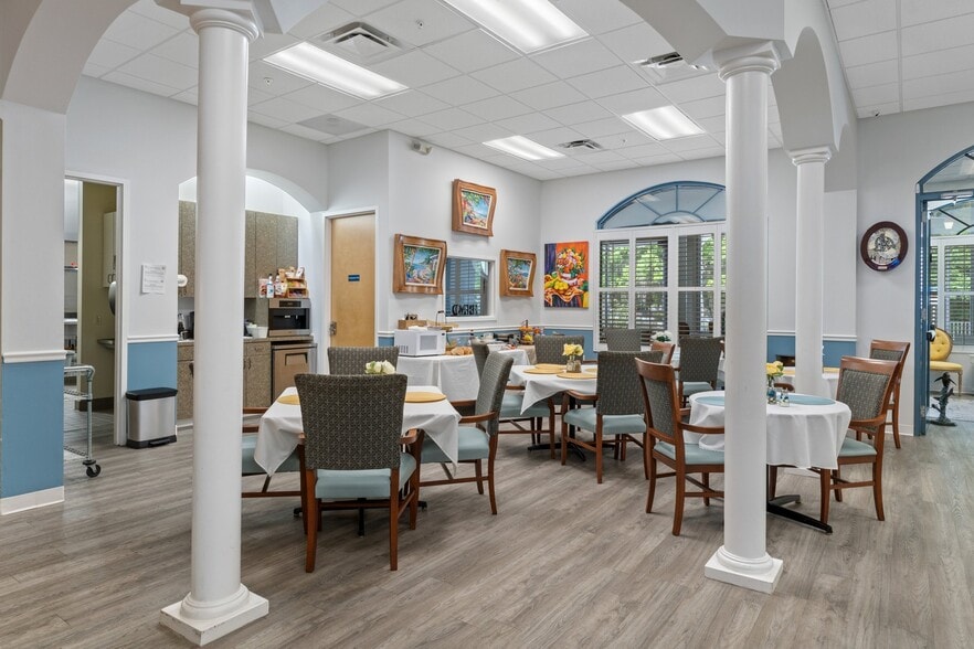 More Photos Of 311 NE 4th Ave, Crystal River Healthcare For Lease