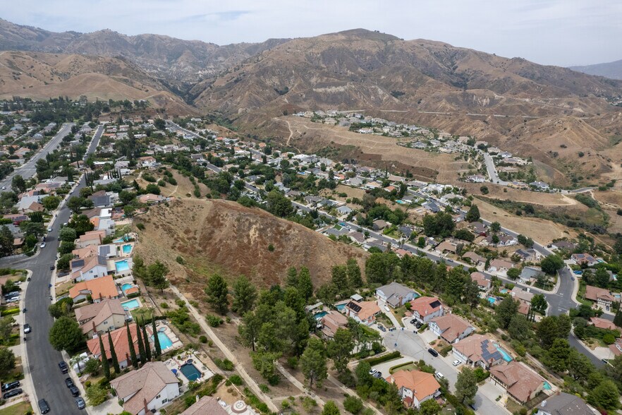 Primary Photo Of 11959 Dunnicliffe ct, Porter Ranch Land For Sale