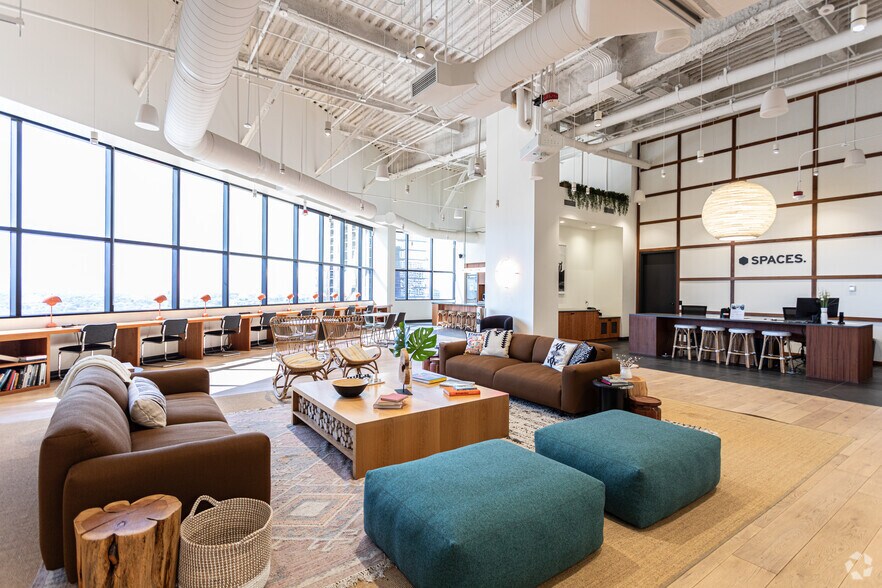 Primary Photo Of 250 E 200 S, Salt Lake City Coworking Space