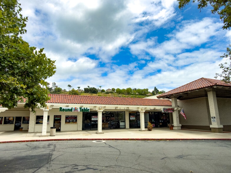 Primary Photo Of 25290 Marguerite Pky, Mission Viejo Storefront For Lease