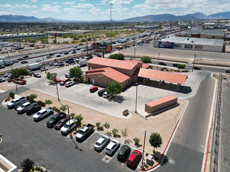 More Photos Of 11501 W Gateway Blvd, El Paso Bank For Sale
