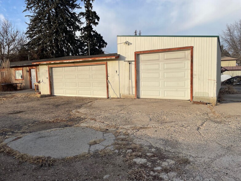 More Photos Of 1104-1108 E 1st St, Loveland General Retail For Lease