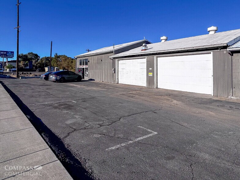More Photos Of 915 SW Hwy 97, Madras Warehouse For Lease