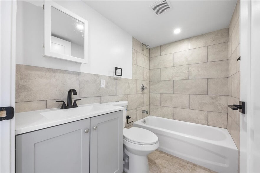 More Photos Of 2740 Sexton Pl, Bronx Apartments For Sale