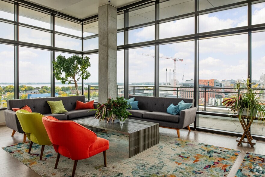 More Photos Of 1004-1028 E Washington Ave, Madison Apartments For Lease