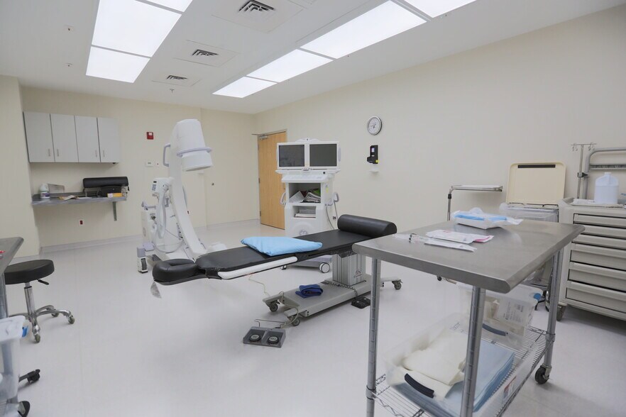 More Photos Of 68 N Main St, Carver Medical For Sale