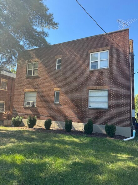 More Photos Of 3853 Delmar Ave, Cincinnati Apartments For Sale