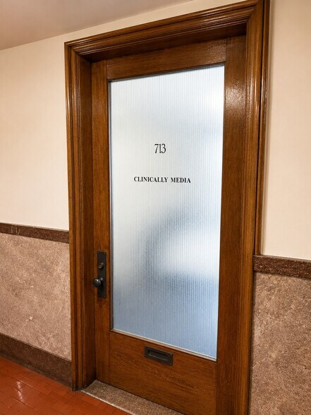 More Photos Of 730 17th St, Denver Office For Sale