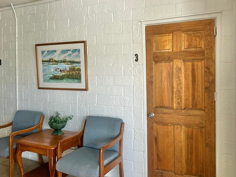 More Photos Of 3600 Broadway, West Palm Beach Loft Creative Space For Lease