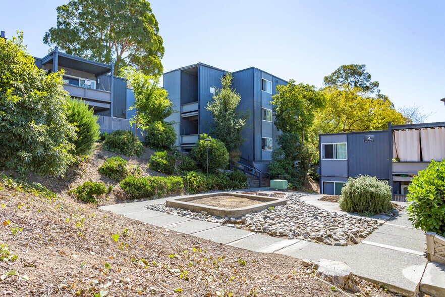 More Photos Of 201 Avian Dr, Vallejo Apartments For Sale