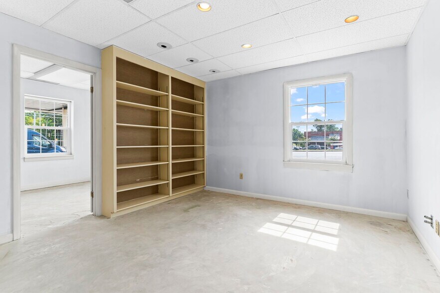 More Photos Of 45 W Dares Beach Rd, Prince Frederick Office For Lease