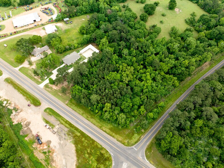 More Photos Of East Loop 304 @ North 6th Street, Crockett Land For Sale