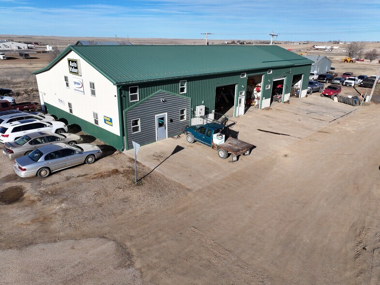 More Photos Of 101 E 4th St, Newell General Retail For Sale