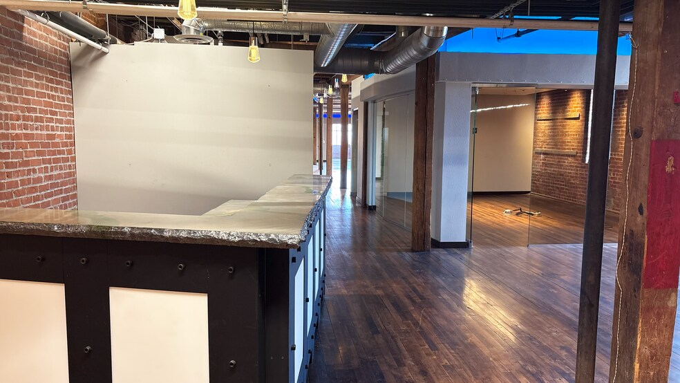 More Photos Of 4 E Sheridan Ave, Oklahoma City Office For Lease