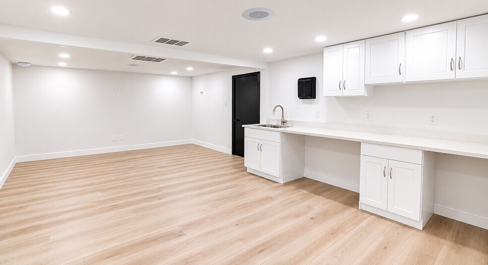 More Photos Of 4516 W Charleston Blvd, Las Vegas Freestanding For Sale