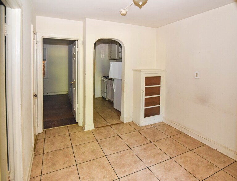 More Photos Of 2823 4th St NE, Washington Multifamily For Sale