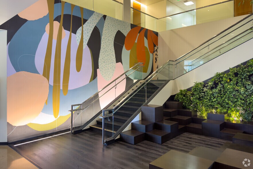 More Photos Of 4590 MacArthur Blvd, Newport Beach Coworking Space