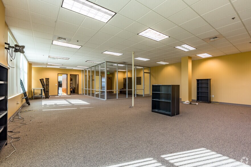 More Photos Of 2440 Gold River Rd, Rancho Cordova Office For Lease