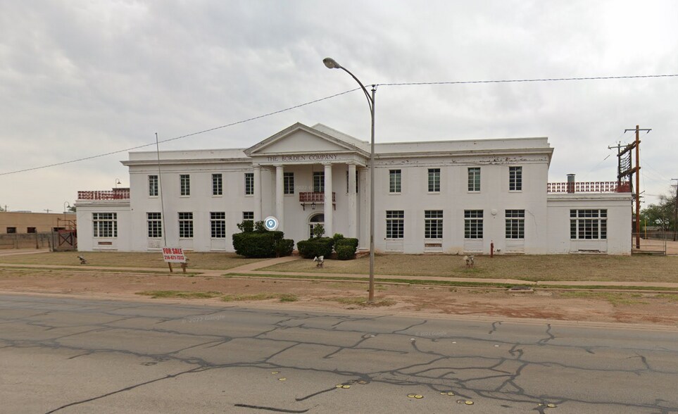 Primary Photo Of 309 S Pioneer Dr, Abilene Manufacturing For Sale