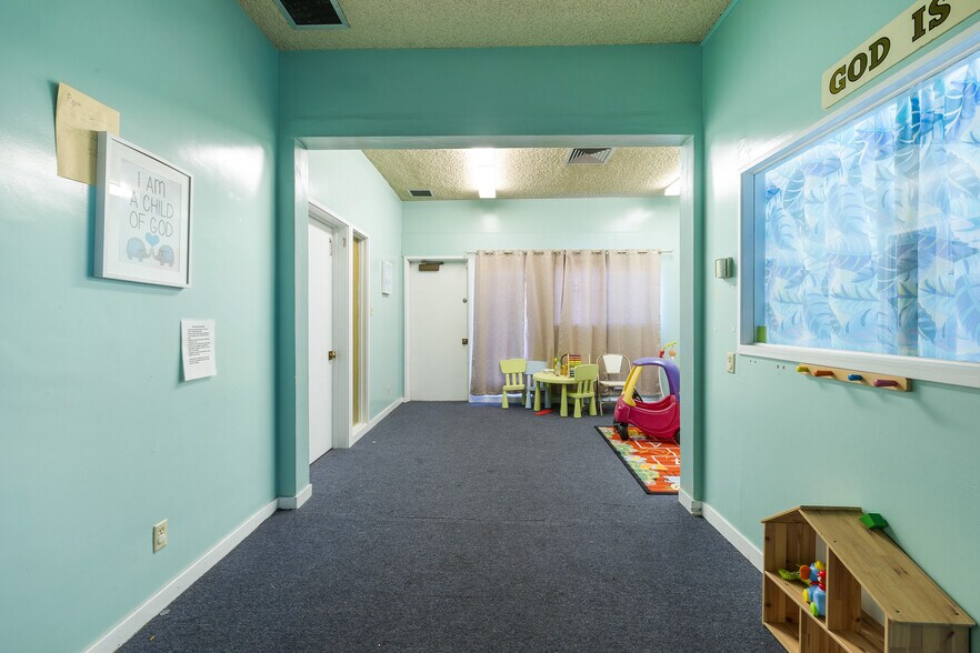 More Photos Of 375 S K St, Oxnard Religious Facility For Sale